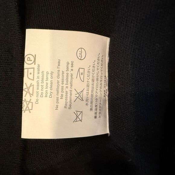 Michael Kors 100% Cashmere Black V-Neck Cardigan- size M - Picture 6 of 7